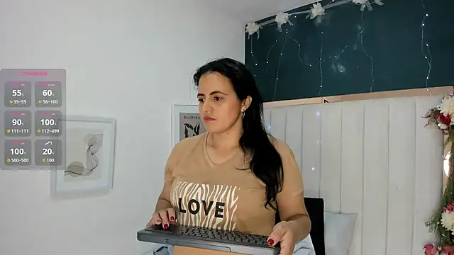 africa holmes online show from 11.25.25