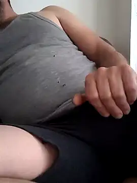 Snapshot of mertBy chatting on 12.15.24 mertBy online show from 12.15.24