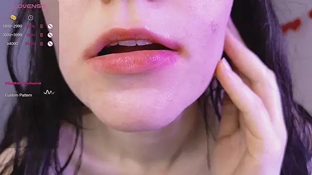 Lana  Cute  online show from 02.11.25