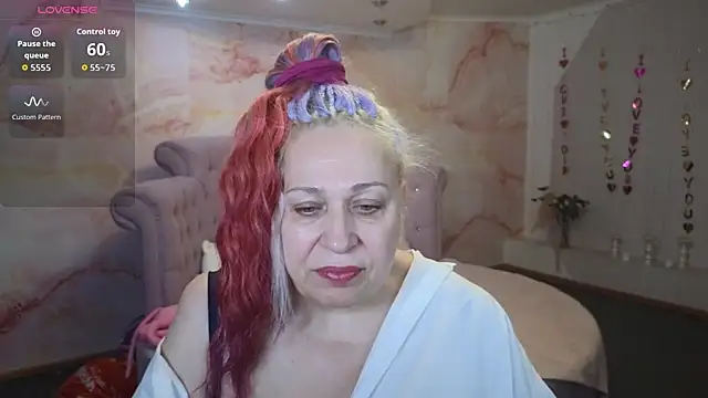 Penelope Pinky online show from 11.20.25