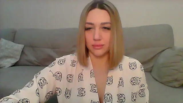VickyLove047 online show from 01.18.25