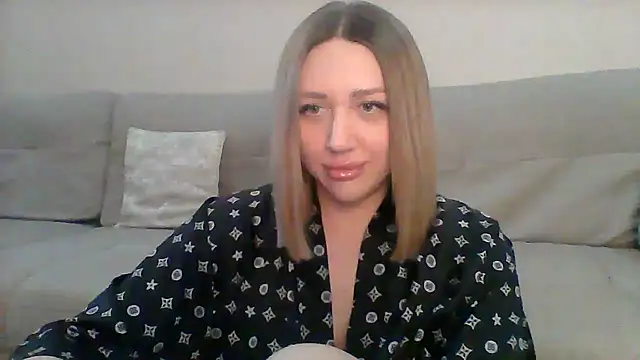 VickyLove047 online show from 03.10.25