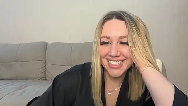 VickyLove047 online show from 10.04.25