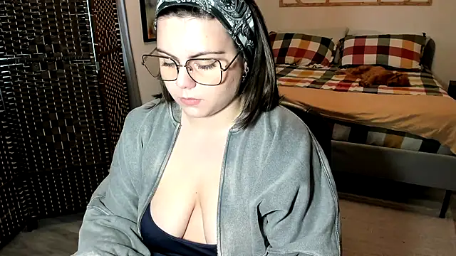 raiazane23 online show from 11.21.25