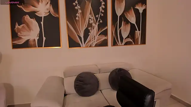 FernandaX1 online show from 11.07.25