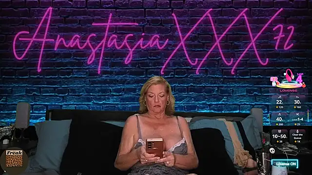 anastasiaxxx72 online show from 11.12.25