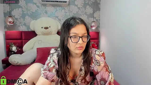 ZarifaBev online show from 02.10.25