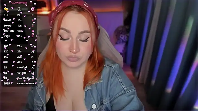 Snapshot of Flower_Camellia77 chatting on 03.11.25 Flower Camellia77 online show from 03.11.25