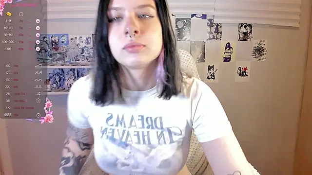 tender kiitty online show from 12.05.25