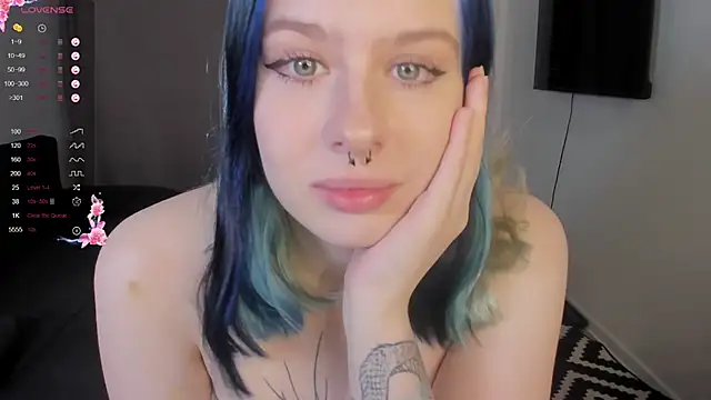 tender kiitty online show from 02.04.26