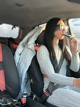 Snapshot of JulliaVegas chatting on 02.27.25 JulliaVegas online show from 02.27.25