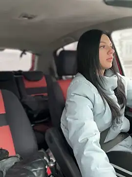 Snapshot of JulliaVegas chatting on 03.06.25 JulliaVegas online show from 03.06.25