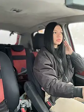 Snapshot of JulliaVegas chatting on 03.11.25 JulliaVegas online show from 03.11.25