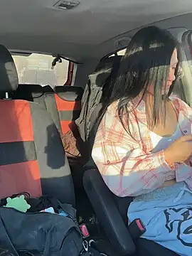 Snapshot of JulliaVegas chatting on 03.22.25 JulliaVegas online show from 03.22.25