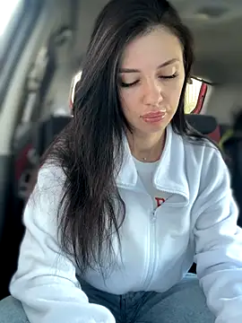 Snapshot of JulliaVegas chatting on 09.16.25 JulliaVegas online show from 09.16.25