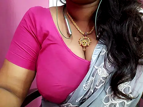 Snapshot of Tamilsathya2024 chatting on 03.09.25 Tamilsathya2024 online show from 03.09.25