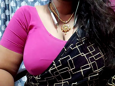 Snapshot of Tamilsathya2024 chatting on 03.15.25 Tamilsathya2024 online show from 03.15.25