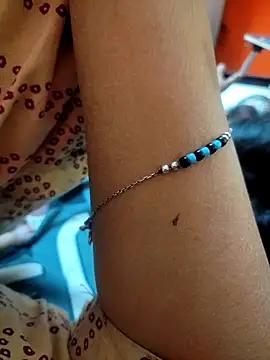 sunita-doll online show from 03.05.25