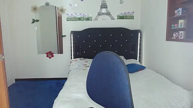 Snapshot of perlabeautiful chatting on 02.28.25 perlabeautiful online show from 02.28.25