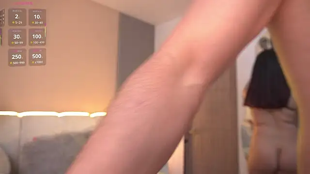 johanafox  online show from 04.05.26