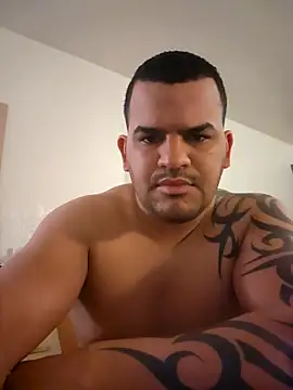 Latino2909 online show from 02.17.25