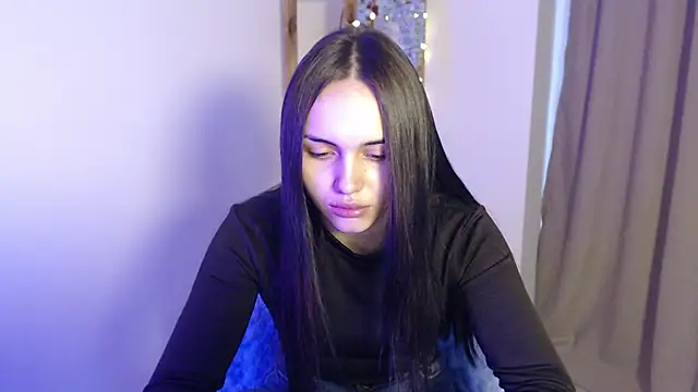 IrinaShayk18 online show from 12.21.24
