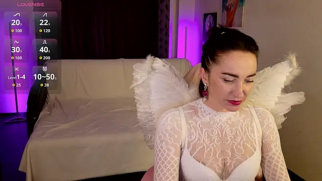 AnneHaddaway online show from 12.18.25