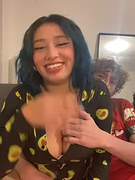 Snapshot of Bulmasexy chatting on 03.10.25 Bulmasexy online show from 03.10.25