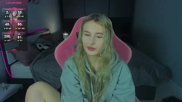 Molly Toads online show from 12.20.24