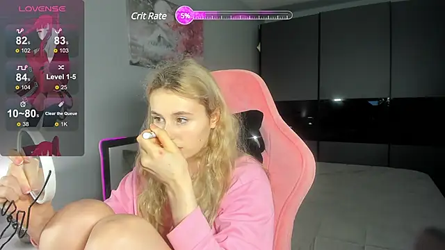 Molly Toads online show from 12.26.24