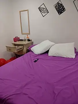 Miss balloonsmila online show from 02.16.25