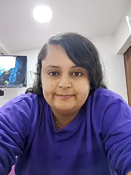 Miss balloonsmila online show from 10.22.25