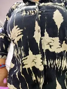 Miss balloonsmila online show from 11.15.25