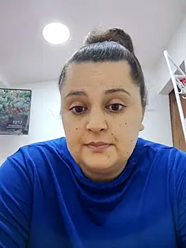 Miss balloonsmila online show from 11.25.25