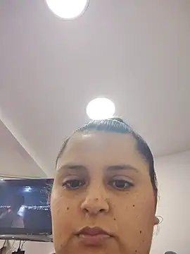 Miss balloonsmila online show from 11.28.25