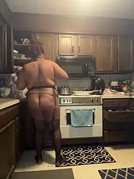 InterRacialFacial7296 online show from 12.14.25