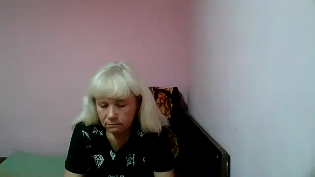 sakura blonde online show from 02.17.25