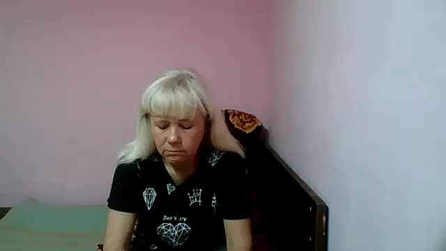 sakura blonde online show from 02.18.25