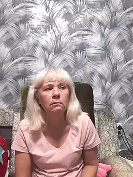 sakura blonde online show from 10.10.25