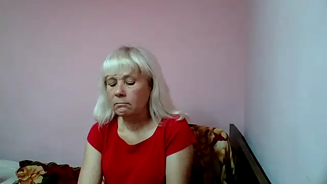 sakura blonde online show from 11.25.25