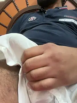 Arsh Loves Luv online show from 12.20.24