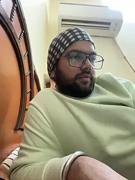 Arsh Loves Luv online show from 12.29.24