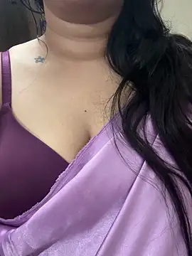 Snapshot of Akhi_Akshaya chatting on 12.20.24 Akhi Akshaya online show from 12.20.24