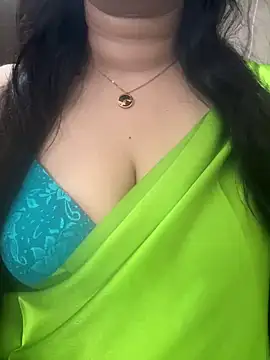 Snapshot of Akhi_Akshaya chatting on 12.21.24 Akhi Akshaya online show from 12.21.24