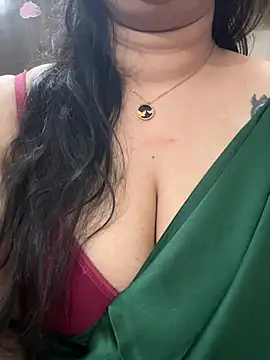 Snapshot of Akhi_Akshaya chatting on 12.23.24 Akhi Akshaya online show from 12.23.24