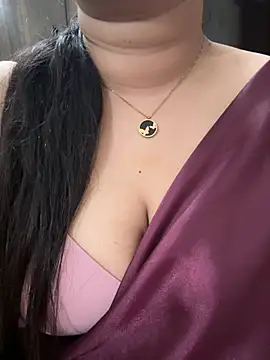 Snapshot of Akhi_Akshaya chatting on 12.26.24 Akhi Akshaya online show from 12.26.24