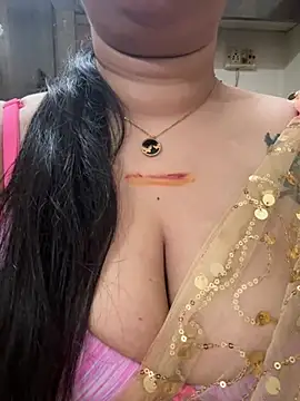 Snapshot of Akhi_Akshaya chatting on 12.29.24 Akhi Akshaya online show from 12.29.24