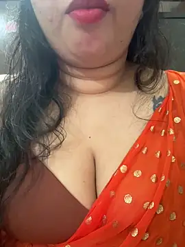 Snapshot of Akhi_Akshaya chatting on 01.04.25 Akhi Akshaya online show from 01.04.25