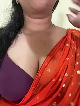 Snapshot of Akhi_Akshaya chatting on 01.24.25 Akhi Akshaya online show from 01.24.25