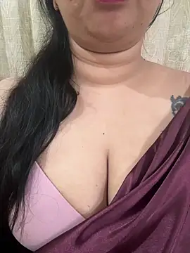 Snapshot of Akhi_Akshaya chatting on 01.24.25 Akhi Akshaya online show from 01.24.25